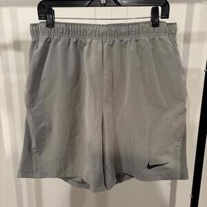Nike Dri Fit Athletic Shorts Mens XL Tan Regular Fit Lined Drawstring Comfort